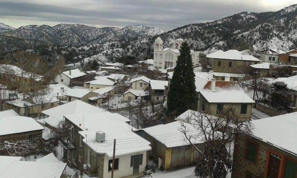 Capuralli Hotel Педулас Екстериор снимка
