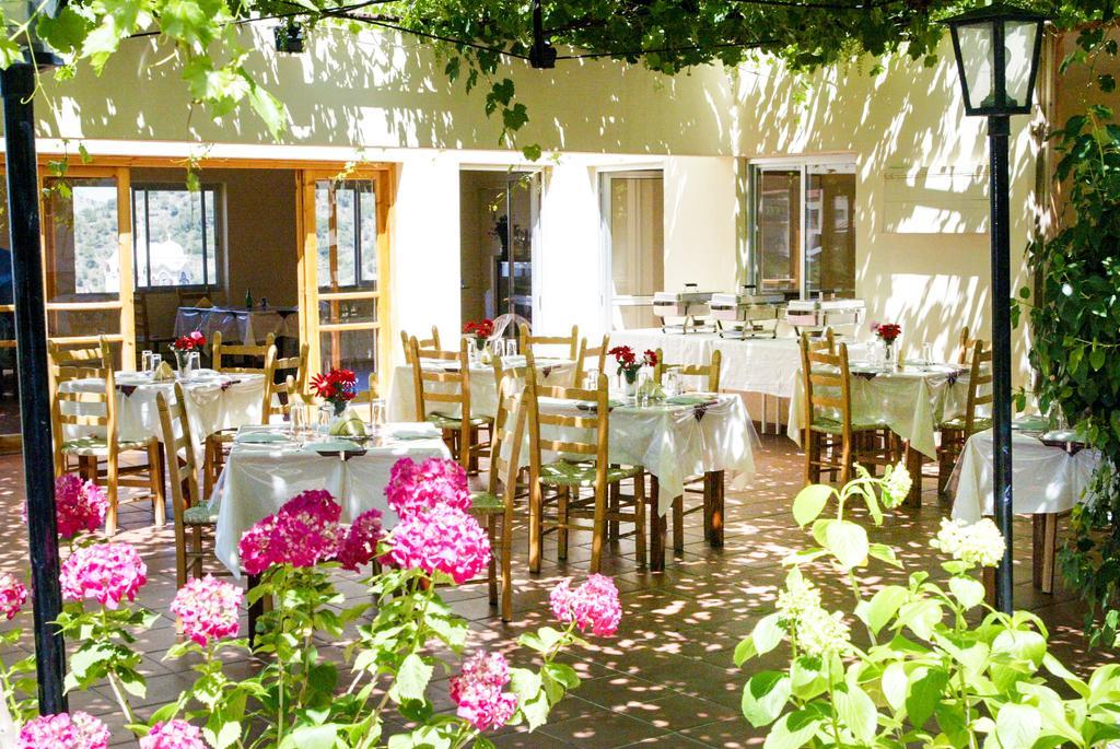 Capuralli Hotel Педулас Екстериор снимка